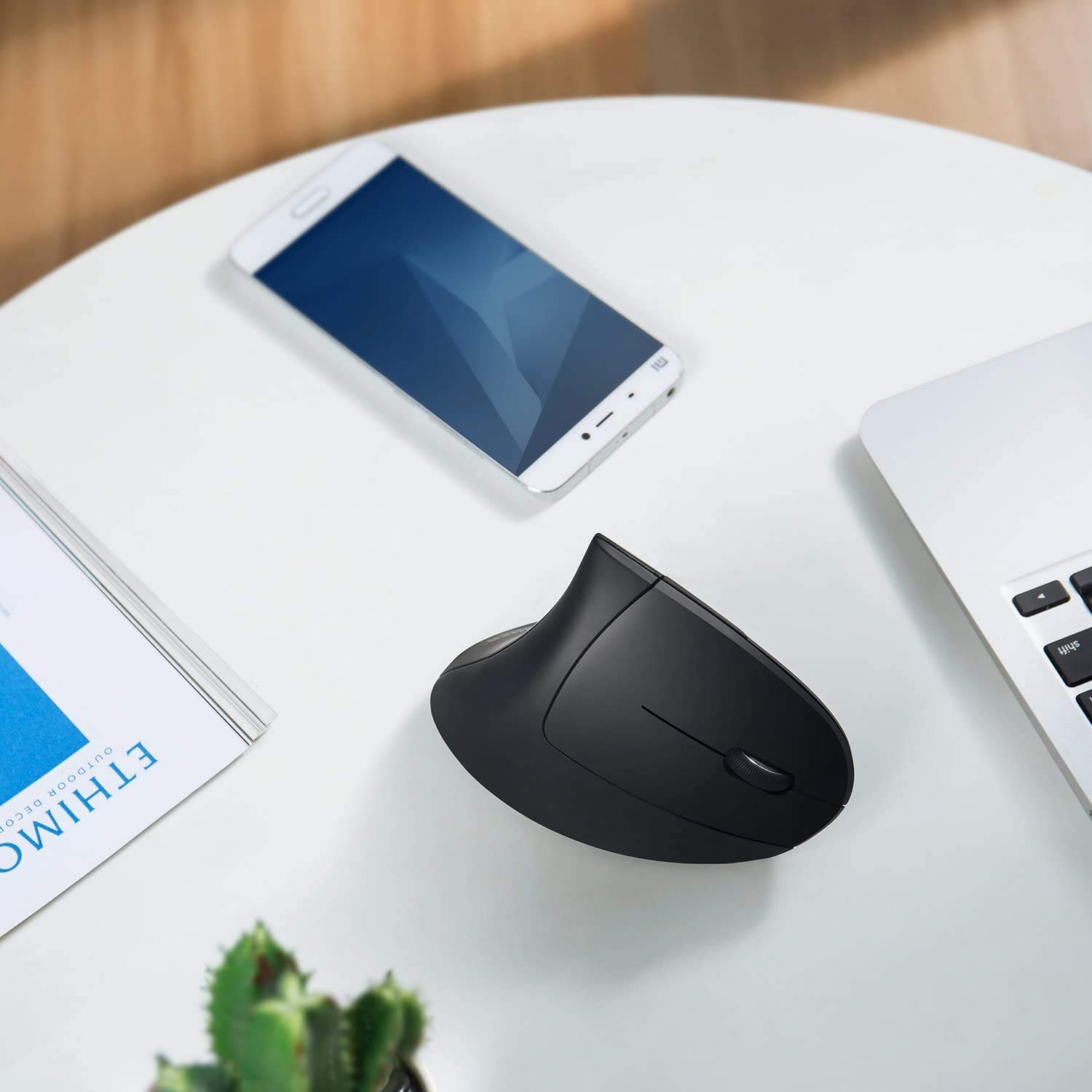 Anker 2.4G Wireless Vertical Ergonomic