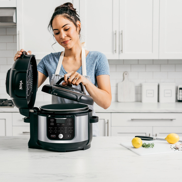 Ninja Foodi 8-in-1 Pressure Cooker 6.5 Qt