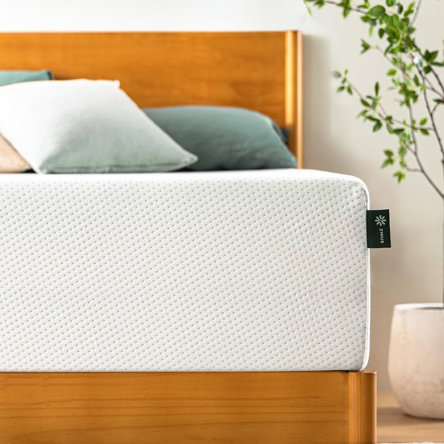 Zinus 12 Inch Green Tea Hybrid Mattress Queen