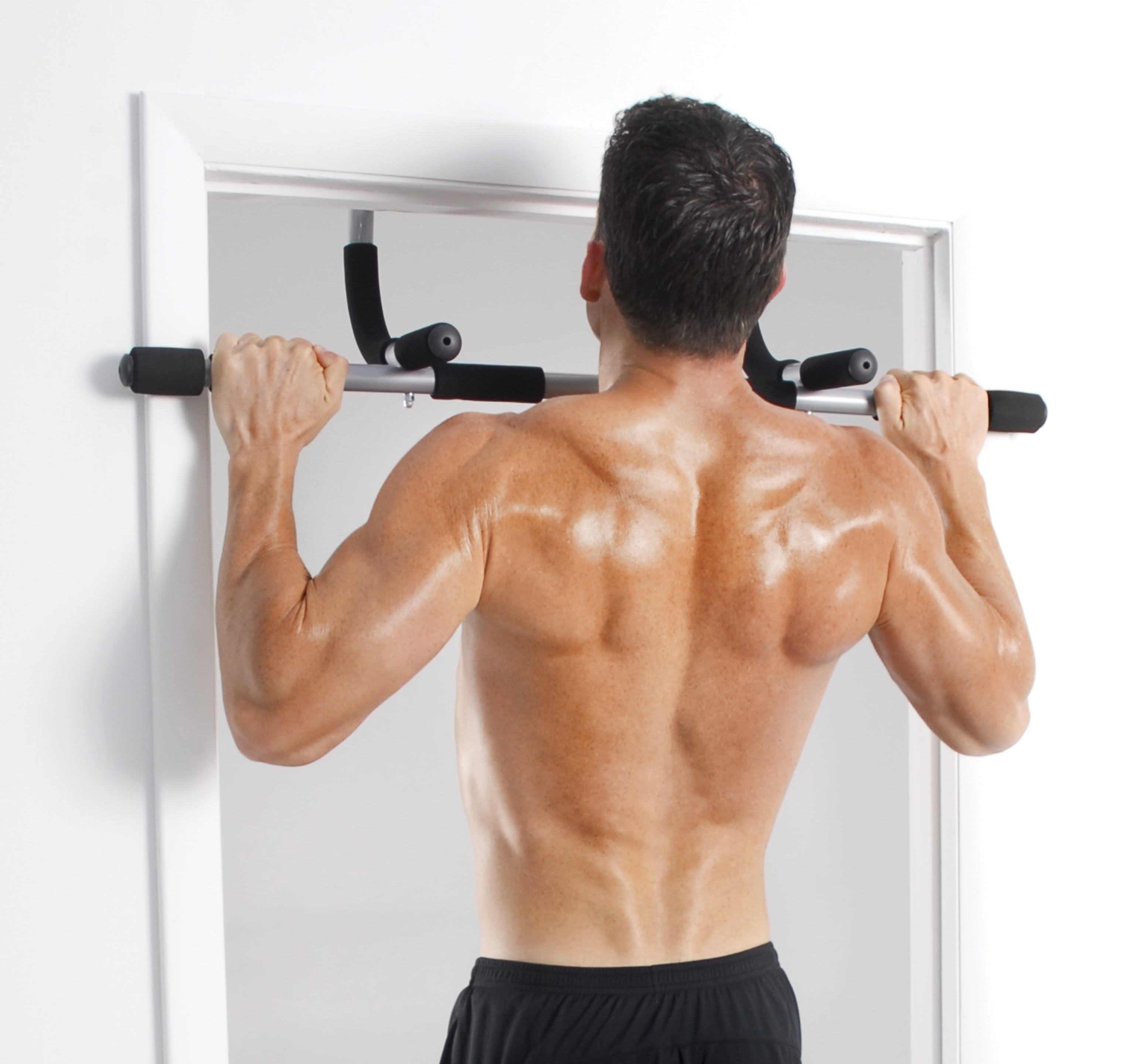 **Iron Gym Total Upper Body Workout Bar** remains a popular choice in 2025 for its versatility and ease of use. This doorway-mounted bar requires no drilling and fits frames up to 35.4 inches wide, supporting up to 300 lbs. It
