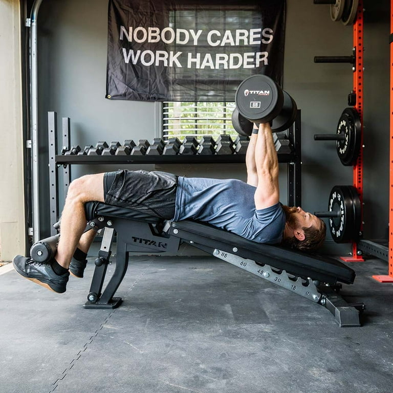 **Titan Fitness Flat to Incline Bench**