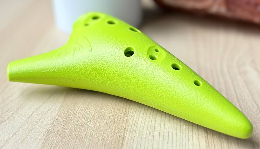 12-Hole Plastic Ocarina in C (Green)