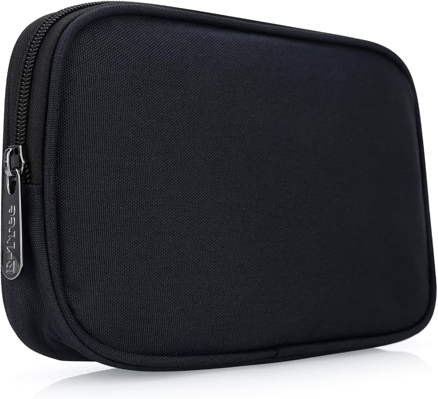 Amazon Basics Electronics Travel Organizer