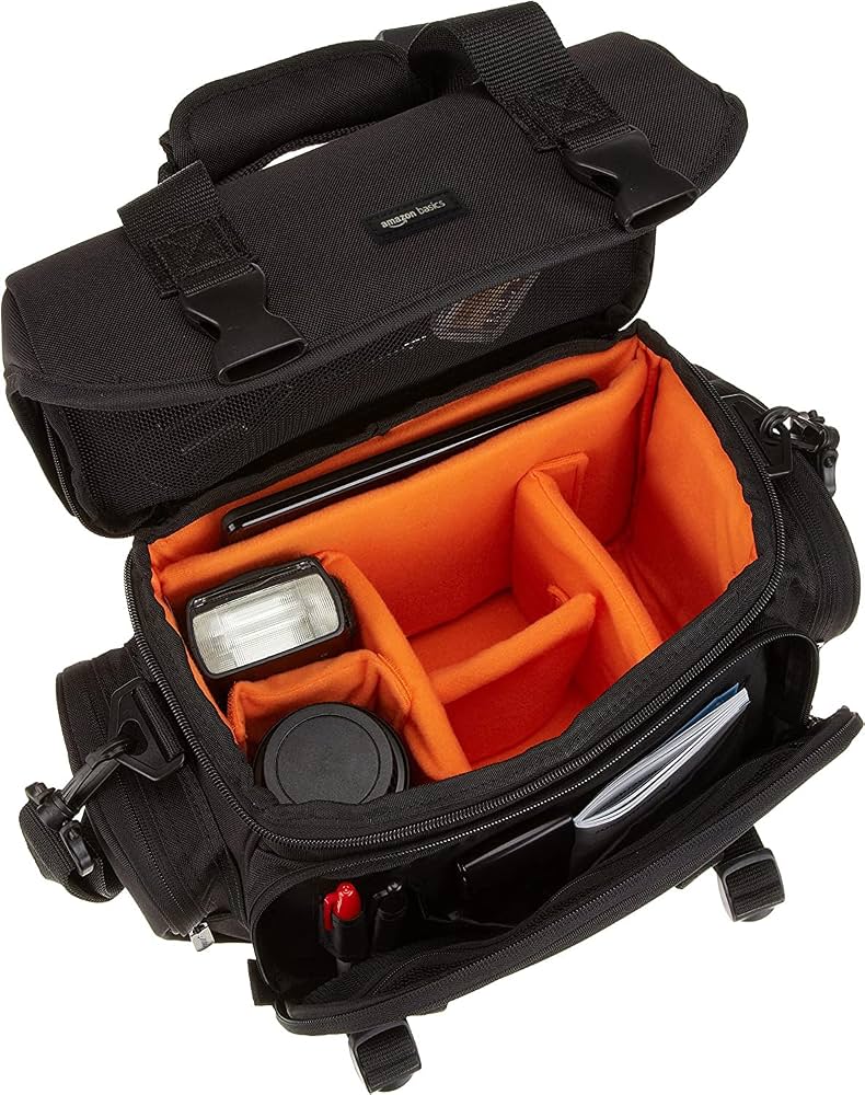 AmazonBasics DSLR Camera Bag (Small/Medium)