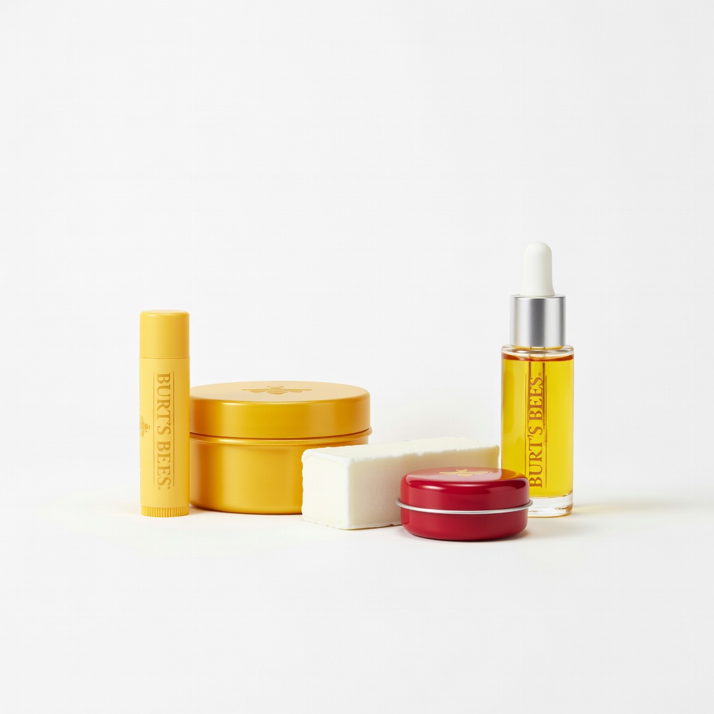 Burt's Bees Holiday Glow Essentials Gift Set (5-Piece)
