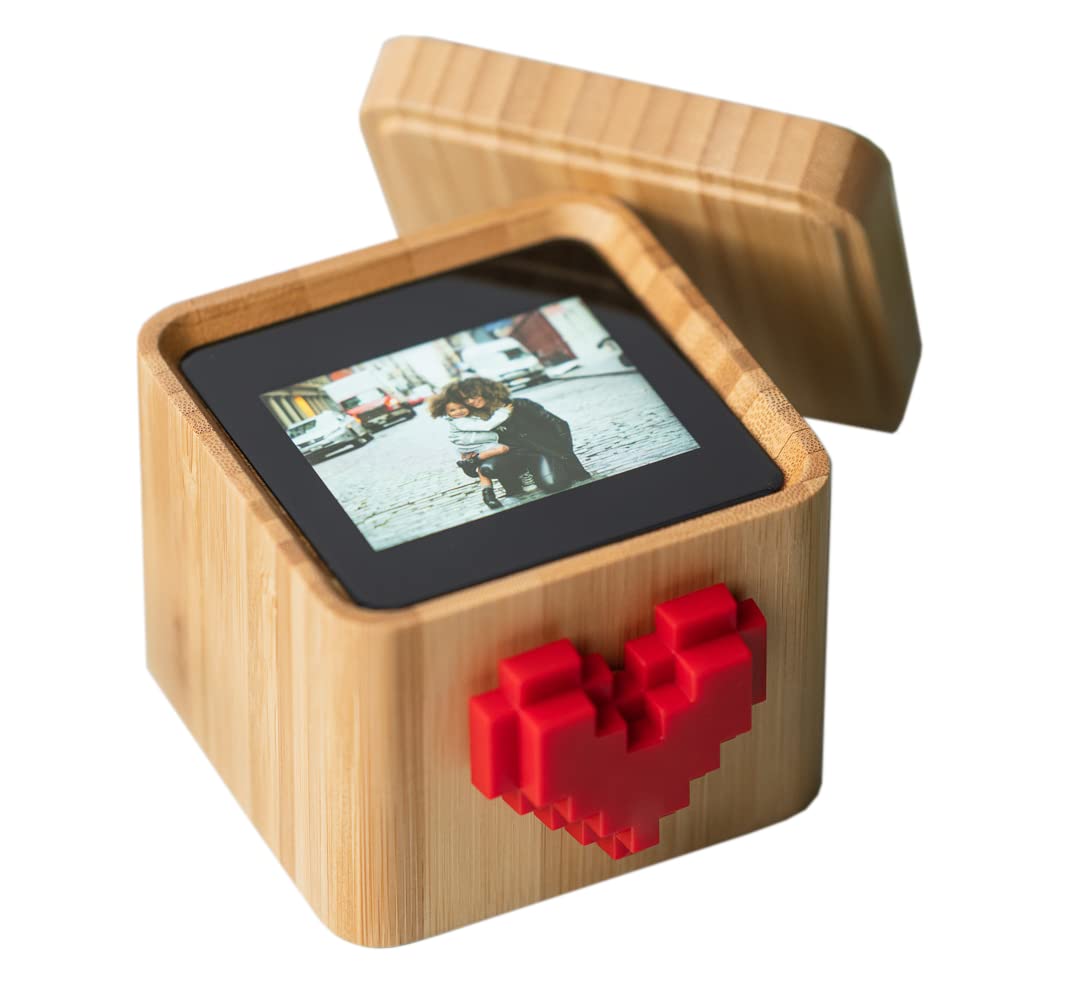 Lovebox Color Spinning Heart Messenger