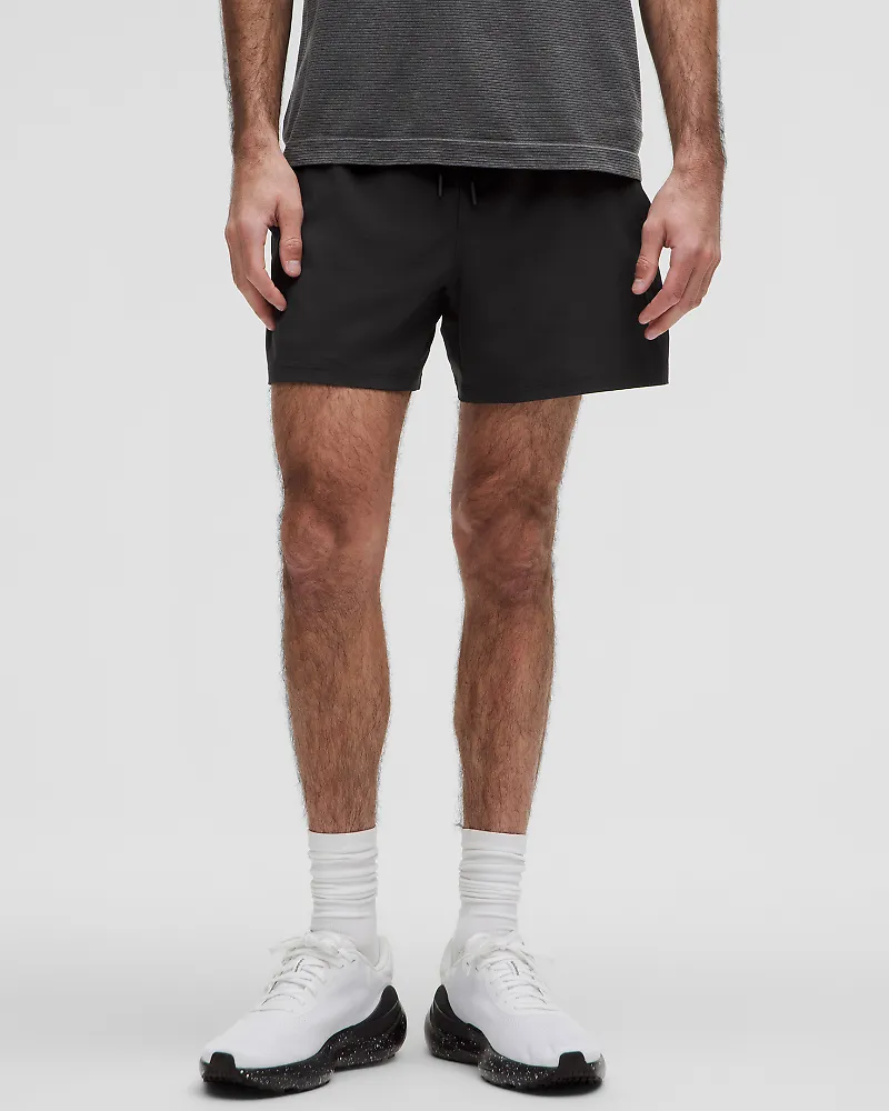 Lululemon Pace Breaker Shorts 7"