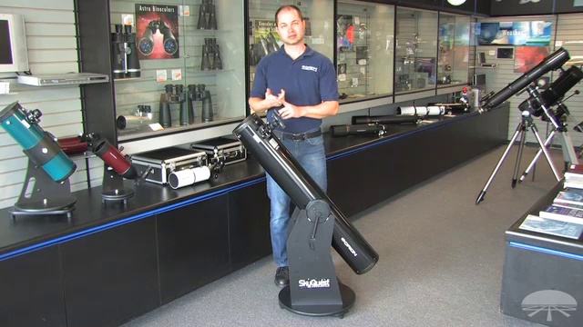 Orion SkyQuest XT6 Classic Dobsonian
