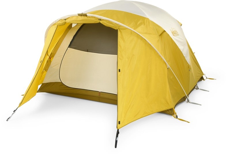 REI Co-op Base Camp 4